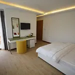 Mons Casa Boutique מוגלה