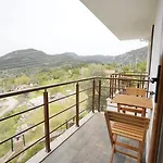 מלון Mons Casa Boutique