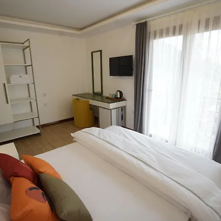 Hotel Mons Casa Boutique *