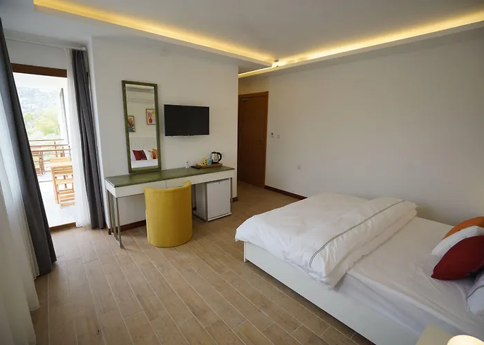 Mons Casa Boutique Hotell *