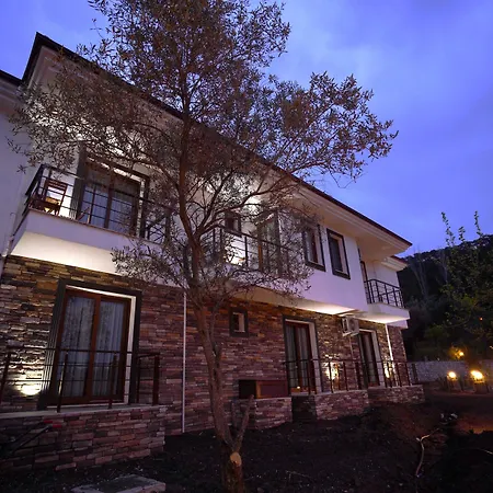 Mons Casa Boutique *